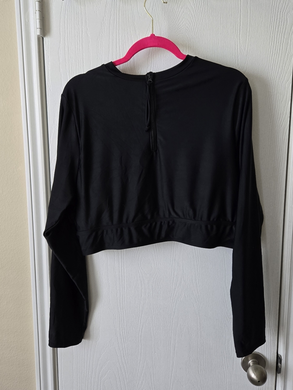 Torrid Active Wireless Cropped Rashguard - Picture 4 of 8